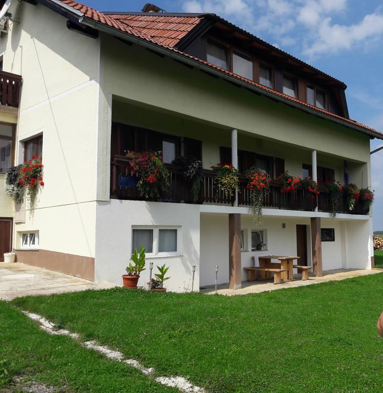 Hotel House Josipa Rakovica Exterior foto