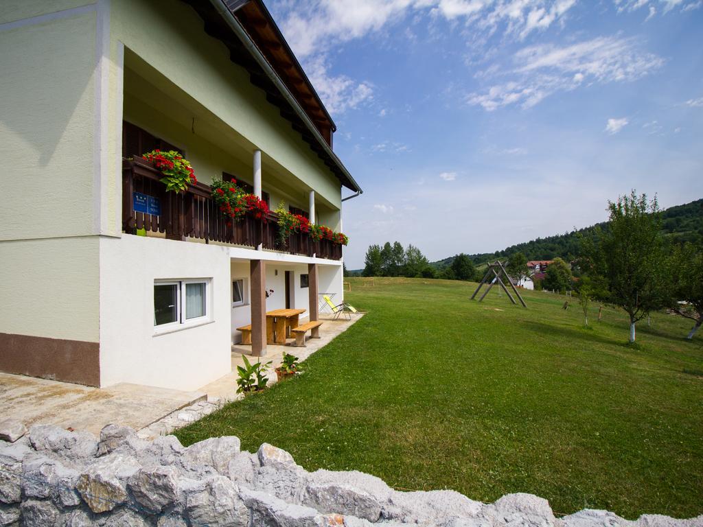 Hotel House Josipa Rakovica Exterior foto